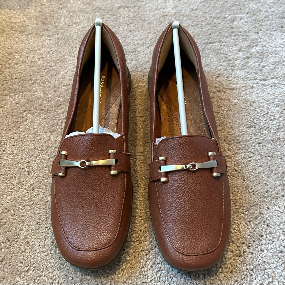 NWT & BOX Easy Spirit Amelia Loafer